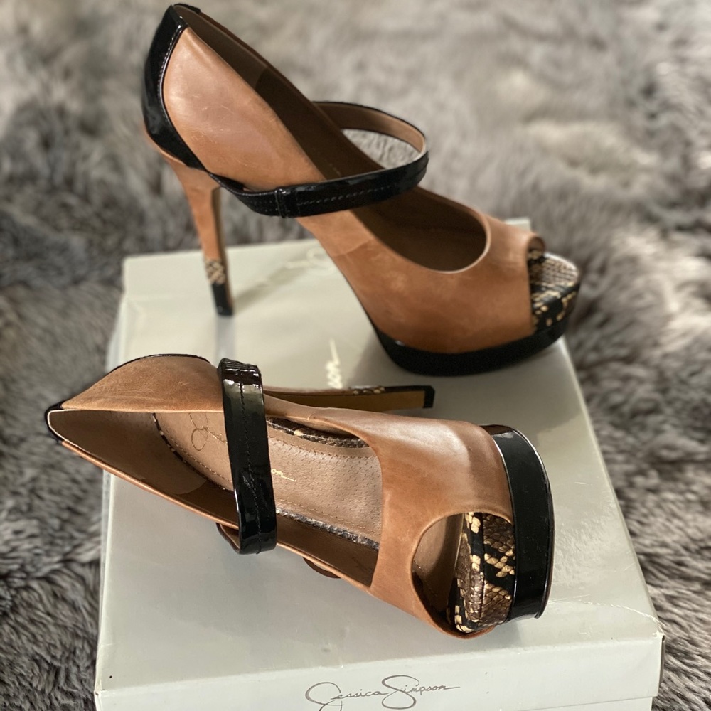 Jessica Simpson peep toe heels
